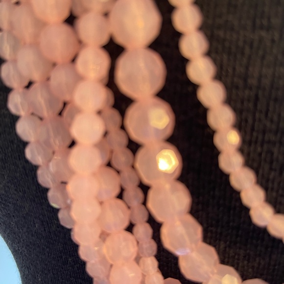 LOFT NECKLACE - Picture 3 of 4